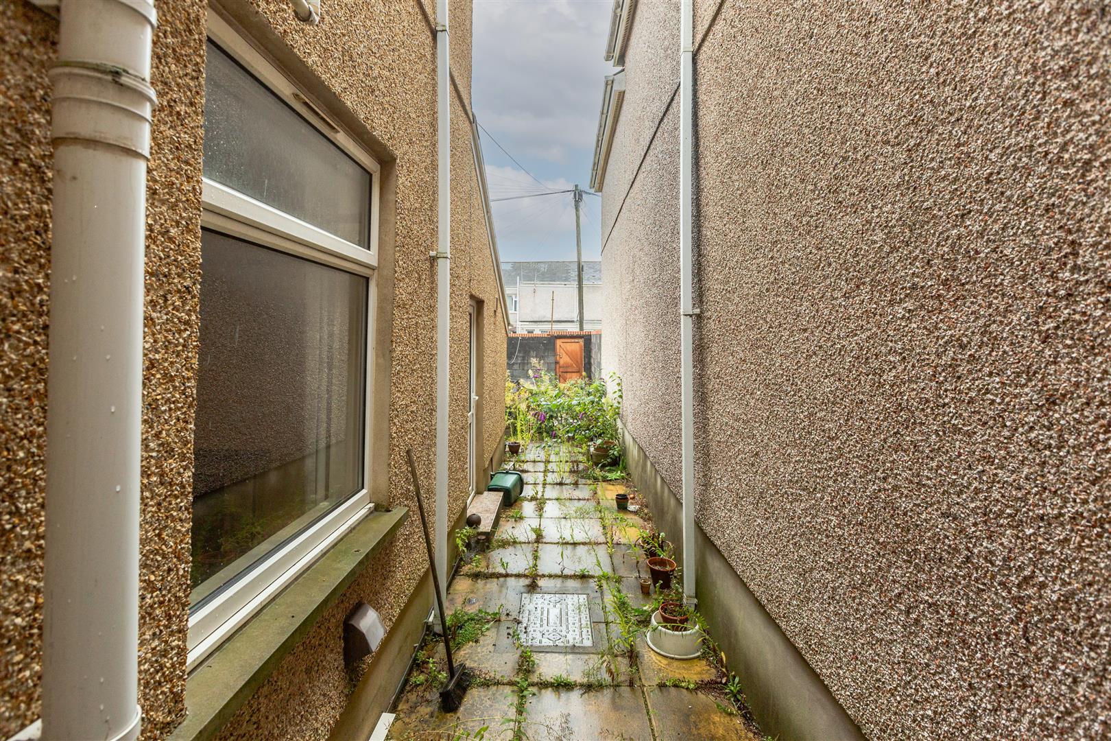 New Dock Road, Llanelli, SA15 2EL
